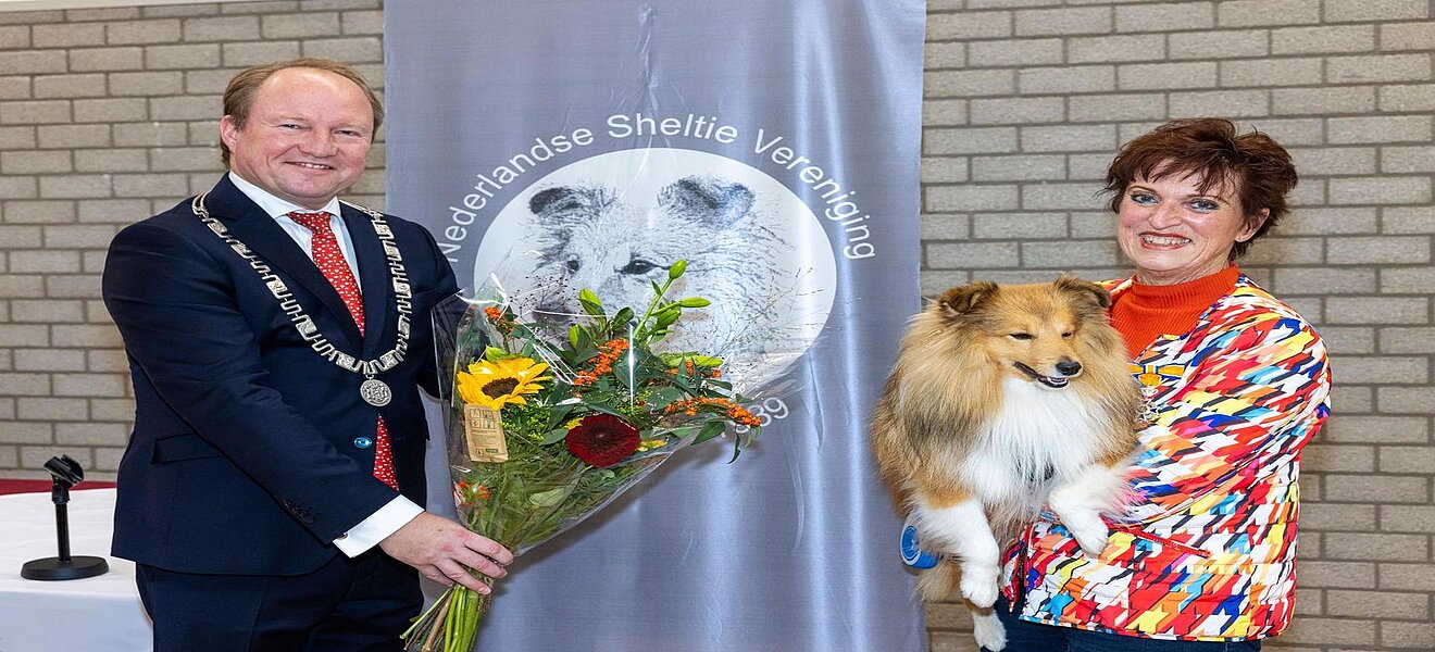 Burgemeester Van der Loo Met Marion ten Cate